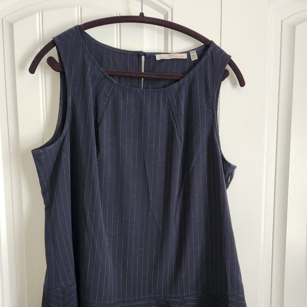 Sleeveless Suit Top